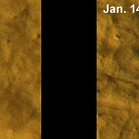 Получено подтверждение водяного льда в средних широтах Марса