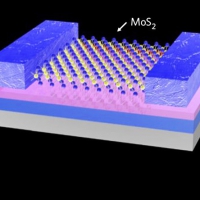 Слой с отрицательной емкостью повысил эффективность нанотранзисторов