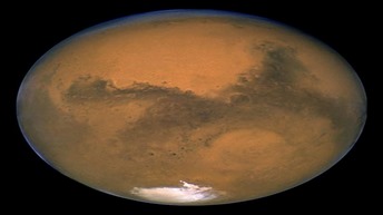 Новые метеориты, упавшие на Землю, имеют марсианское происхождение