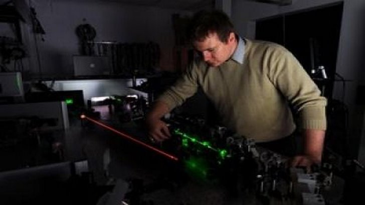 Создан настольный лазер, выдающий мощность 10 тераватт